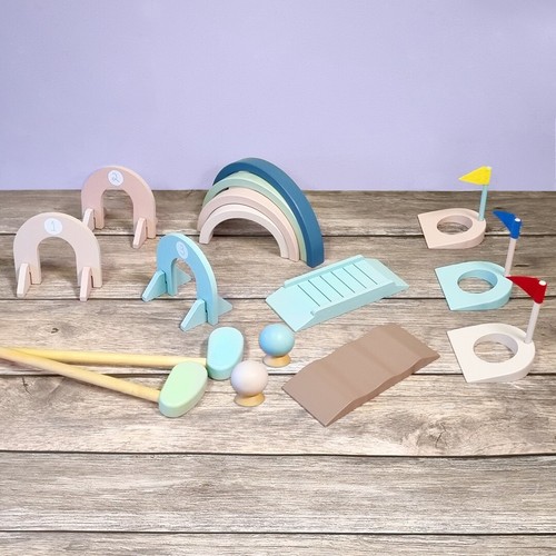 Indoor wooden crazy golf - wooden,