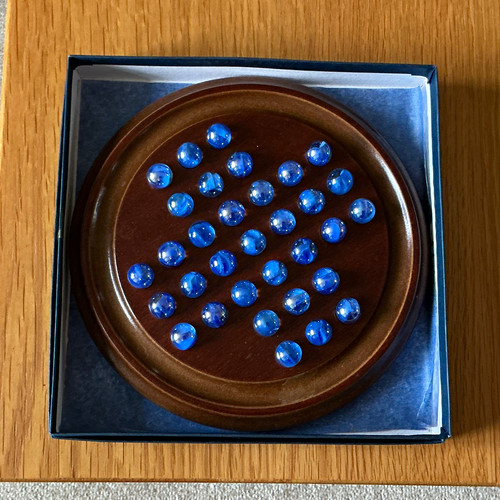 House marbles solitaire - house, of